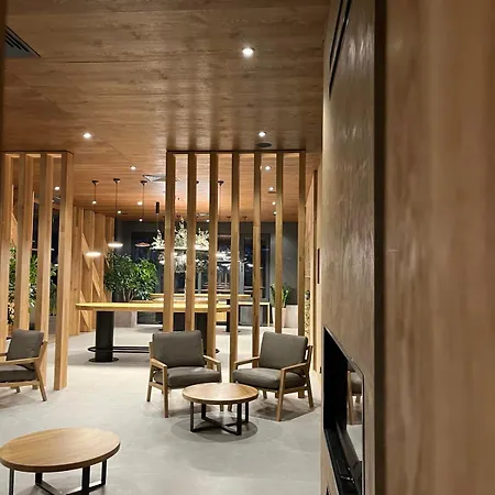 404 Zlatni Javor Apartment